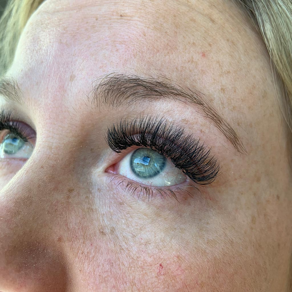 Eye Lash Extension